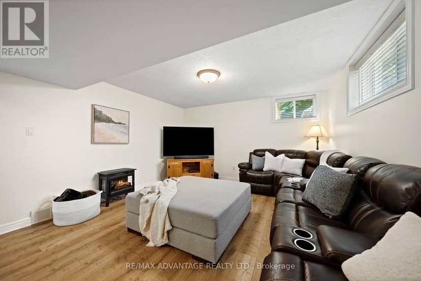 1519 Shore Road — photo 30 of 40