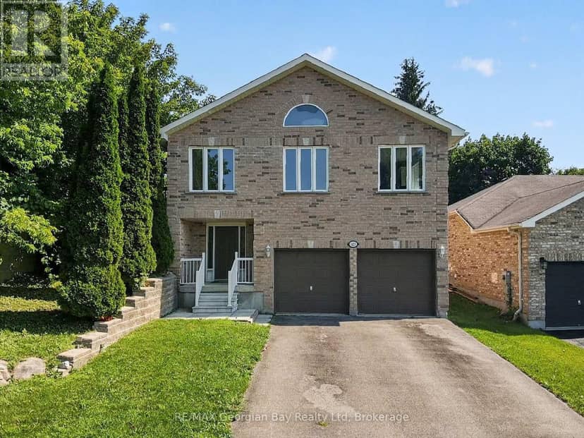 423 Irwin Street — photo 1 of 34