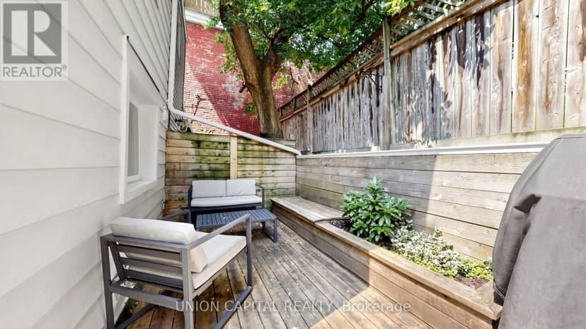 944 Dundas Street E — photo 36 of 39