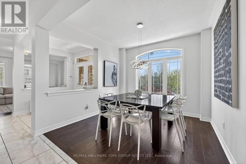 75 McLarty Gate, Aurora, photo 7