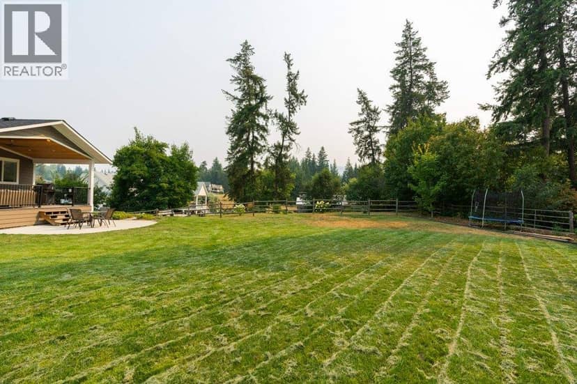 1791 22 Street NE, Salmon Arm, photo 8