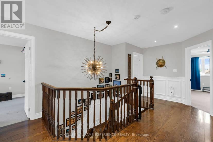53 Sovereign's Gate — photo 11 of 38