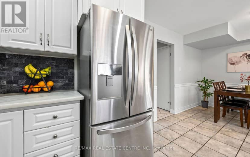 4 Ecclestone Drive — photo 19 of 40