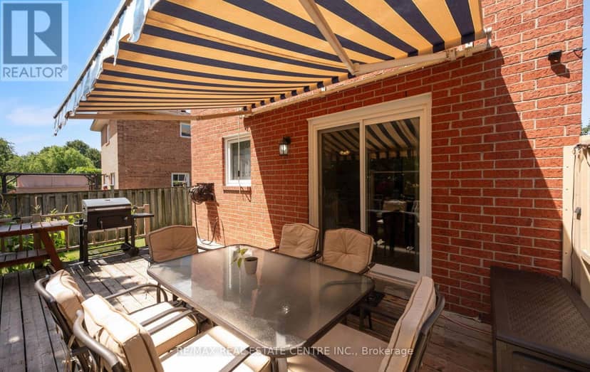 4 Ecclestone Drive — photo 36 of 40
