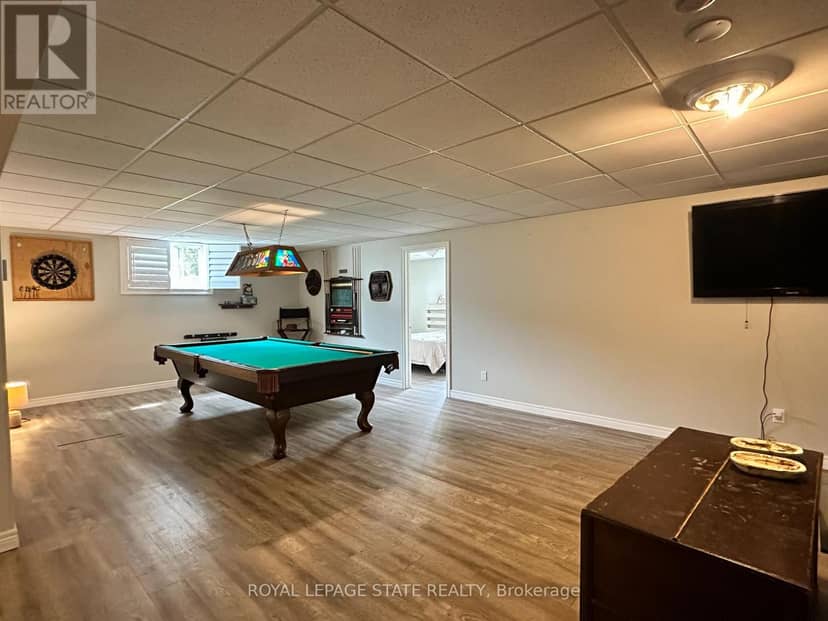 3176 Lakeshore Road — photo 37 of 40