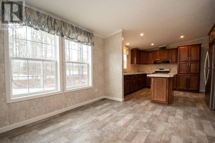 1864 Lakehurst Road — photo 16 of 40