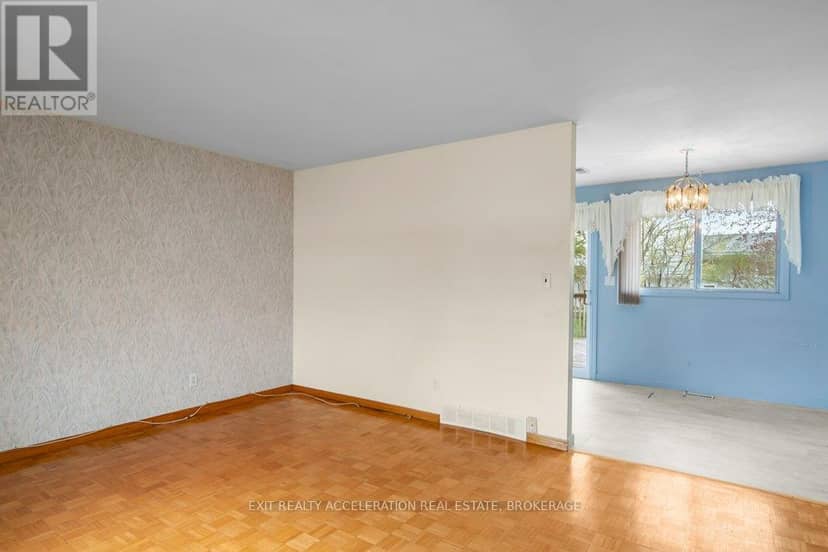 116 Sherwood Avenue — photo 10 of 40