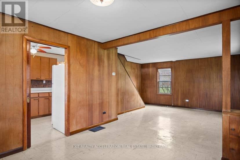 302 Old Hamburg Road — photo 7 of 40