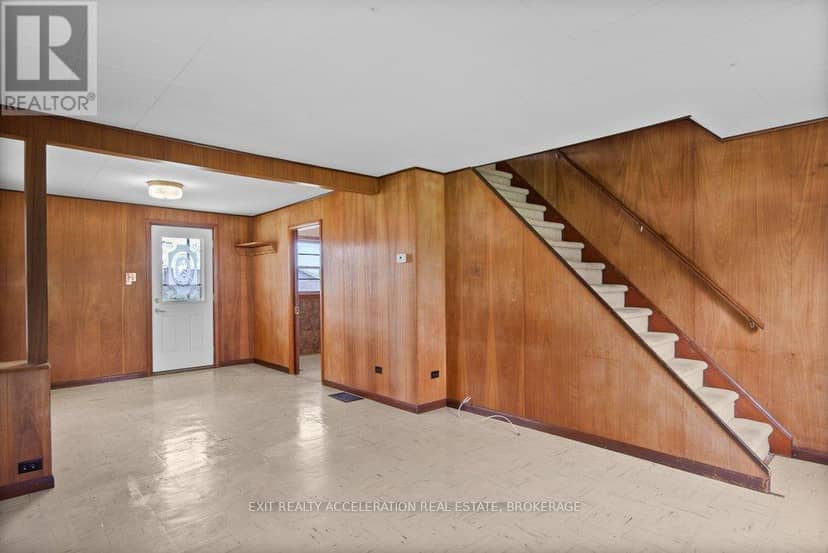 302 Old Hamburg Road — photo 8 of 40