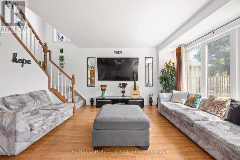 2 Fenwick Court — photo 17 of 40