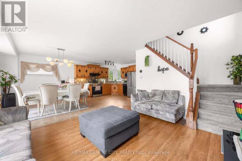 2 Fenwick Court — photo 18 of 40