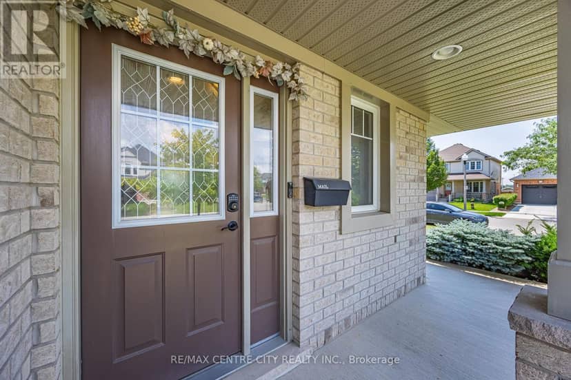2 Fenwick Court — photo 5 of 40