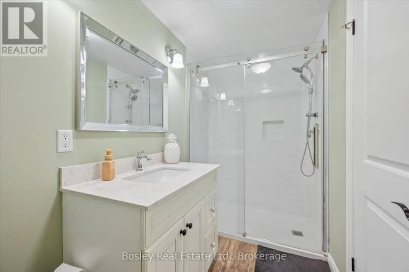 687 Champlain Boulevard — photo 33 of 40