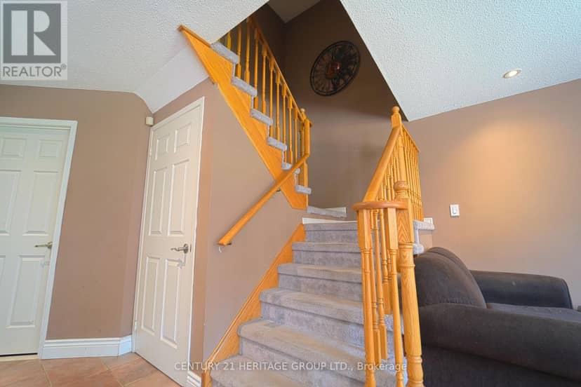 3 Primrose Path Crescent — photo 19 of 40