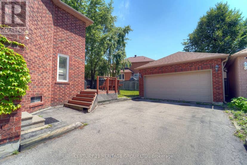 3 Primrose Path Crescent, Markham, photo 5