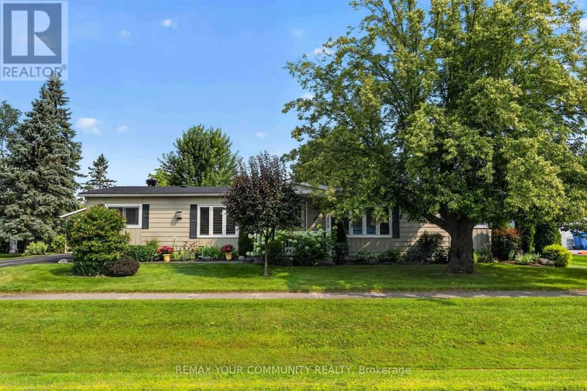 131 Roxanna Drive — photo 3 of 40