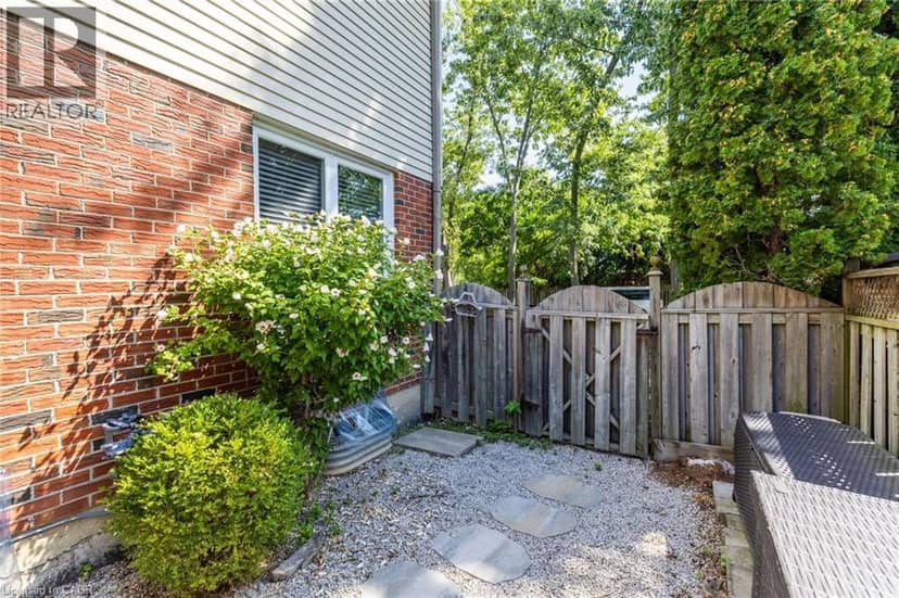 1580 WOODEDEN Drive — photo 28 of 40