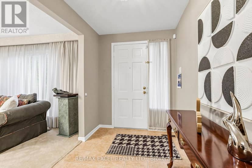 62 Ardgowan Crescent — photo 25 of 40