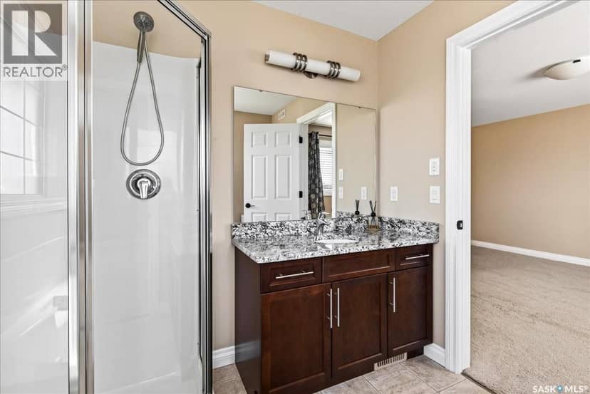 4029 Alton CRESCENT — photo 19 of 37