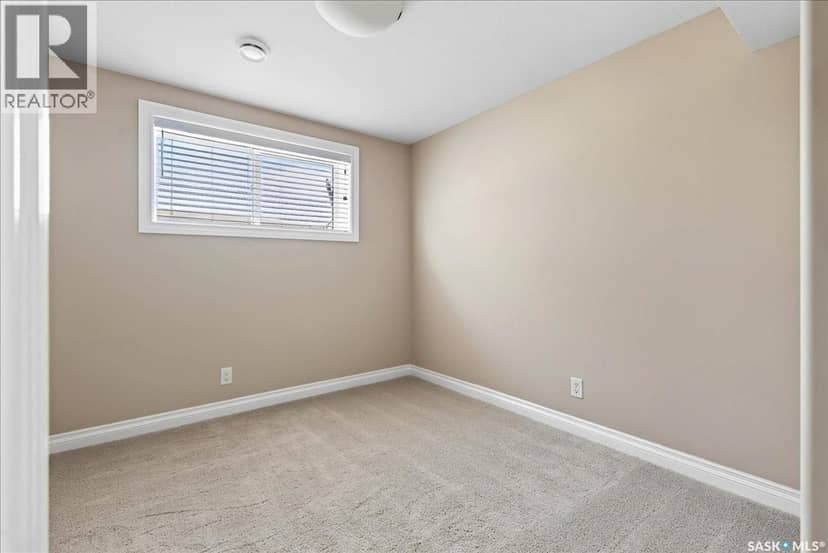 4029 Alton CRESCENT — photo 25 of 37