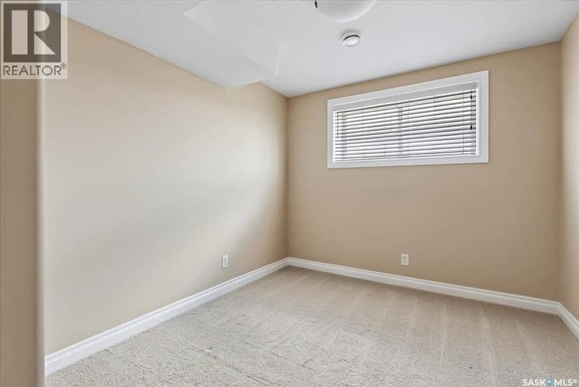 4029 Alton CRESCENT — photo 27 of 37