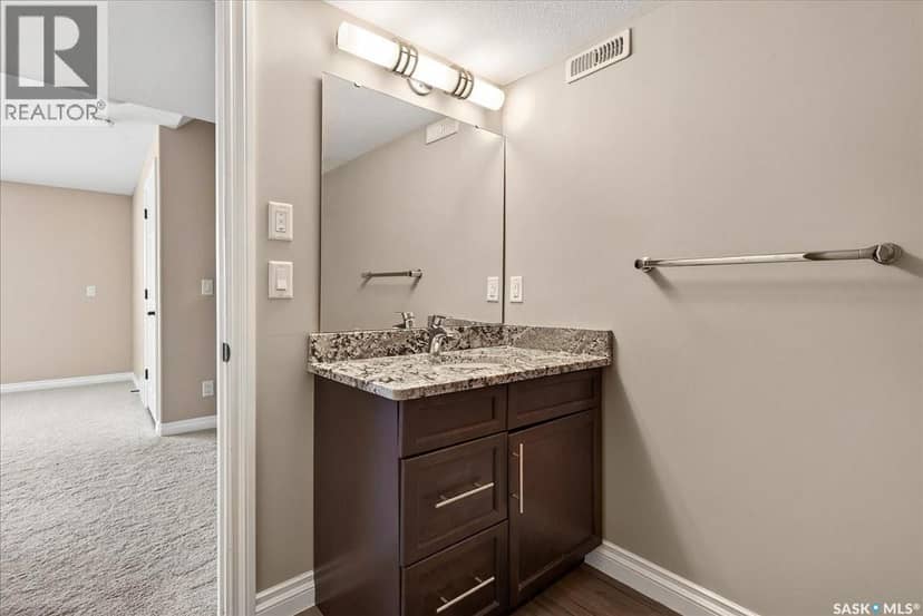 4029 Alton CRESCENT — photo 28 of 37