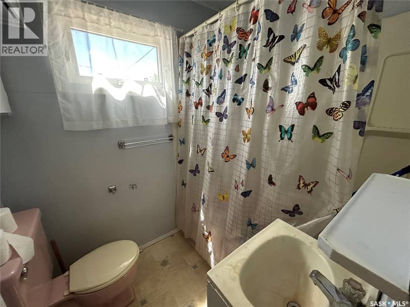 929 Brown STREET — photo 5 of 16