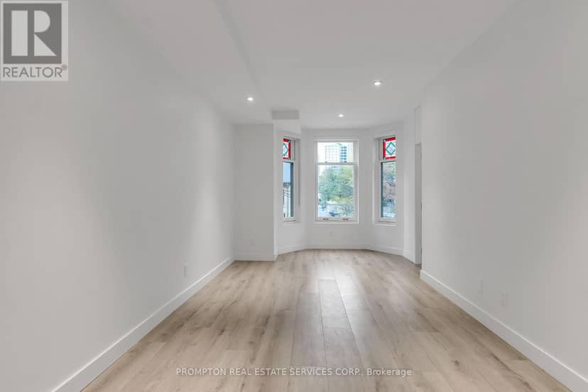 11 Gloucester Street — photo 14 of 36