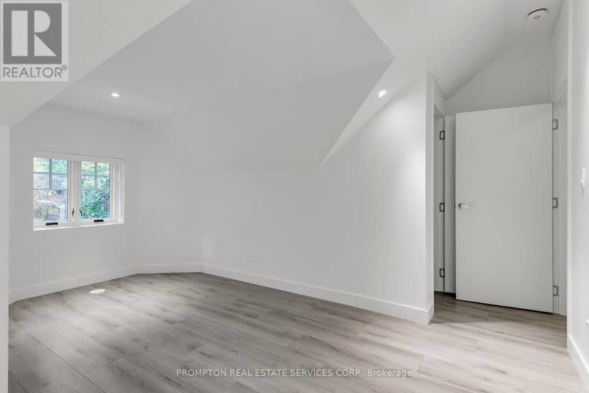 11 Gloucester Street — photo 26 of 36