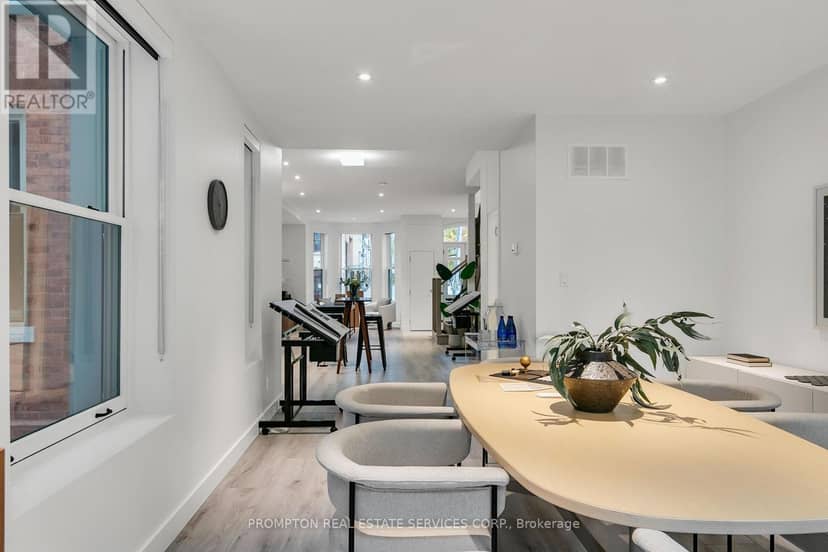 11 Gloucester Street, Toronto, photo 8