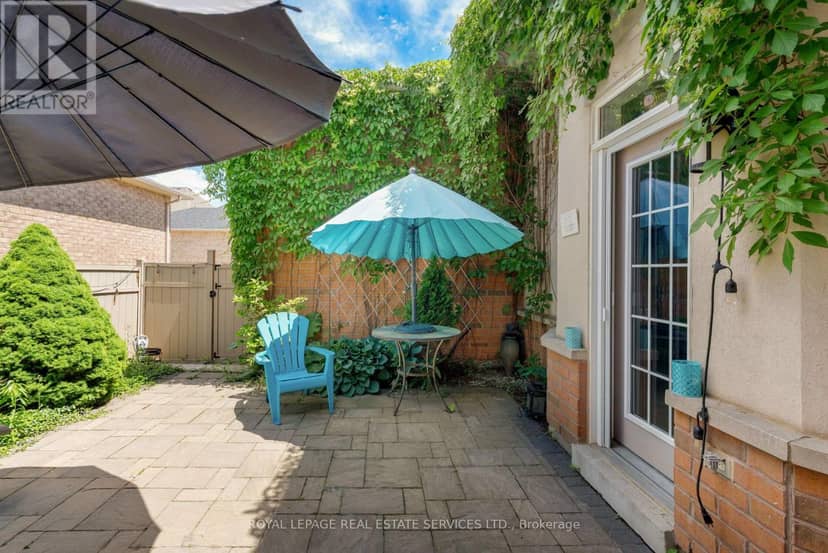 506 Charles Potter Lane — photo 2 of 40