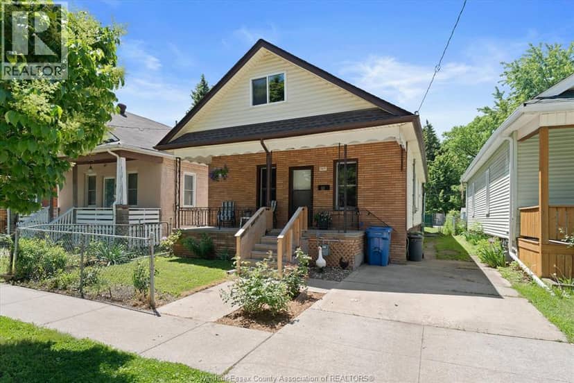 663 Brock Street — photo 3 of 39