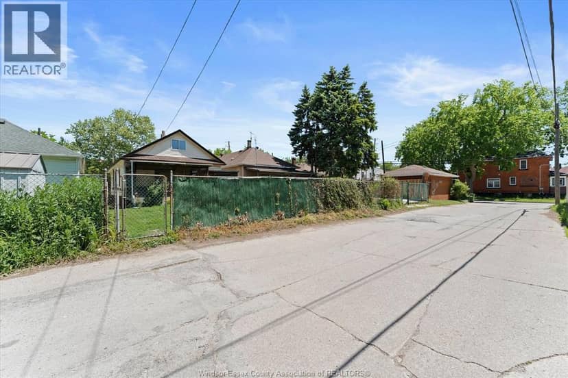 663 Brock Street — photo 37 of 39