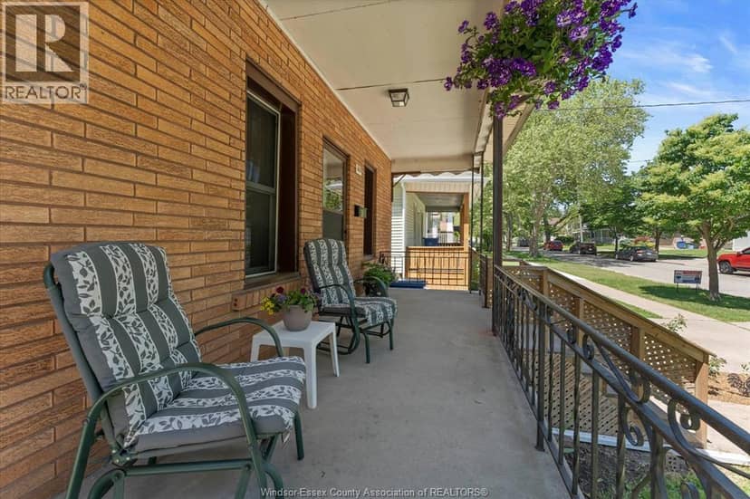 663 Brock Street — photo 6 of 39