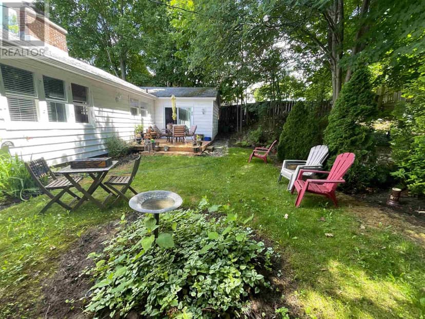 73 Hutchison AVE — photo 5 of 21