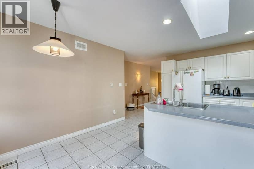 2338 Northway AVENUE — photo 19 of 40