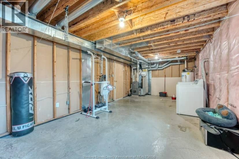 2338 Northway AVENUE — photo 37 of 40