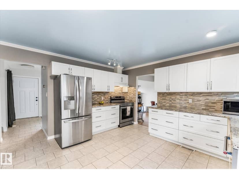 3 Windermere Dr S — photo 15 of 40
