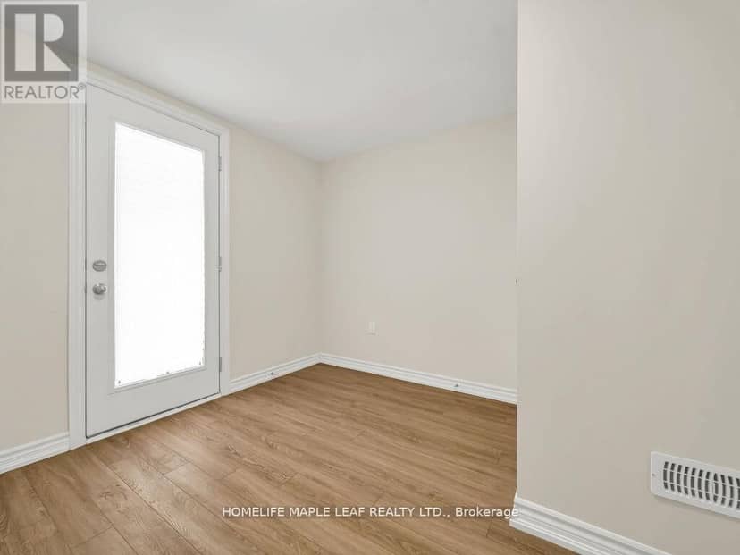 33 - 68 First Street — photo 10 of 40