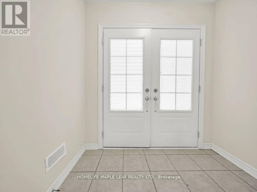 33 - 68 First Street — photo 7 of 40