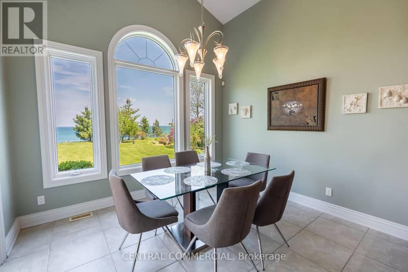 4266 Bluepoint Drive — photo 23 of 40