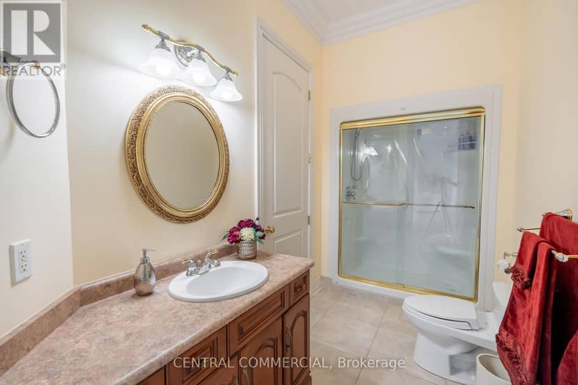 4266 Bluepoint Drive — photo 31 of 40