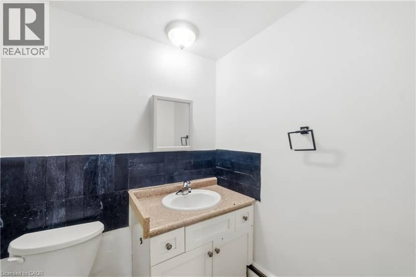 76 BORDEN Parkway Unit# 10 — photo 19 of 25