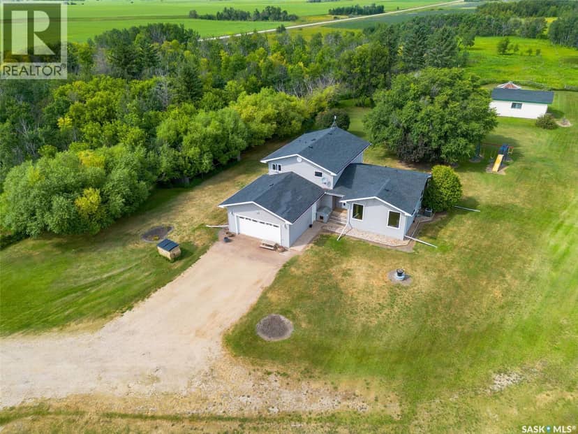 Seidle Acreage — photo 1 of 40