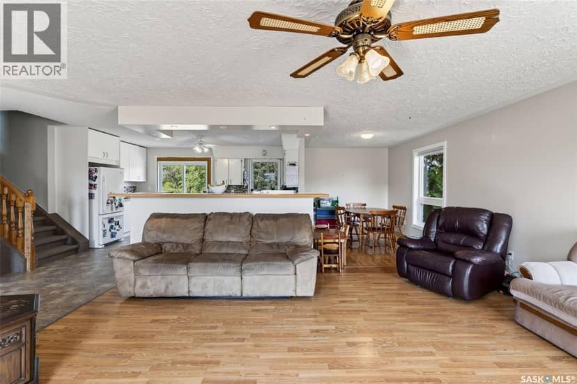 Seidle Acreage — photo 13 of 40
