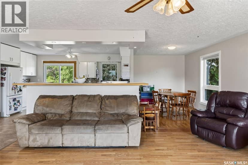 Seidle Acreage — photo 14 of 40
