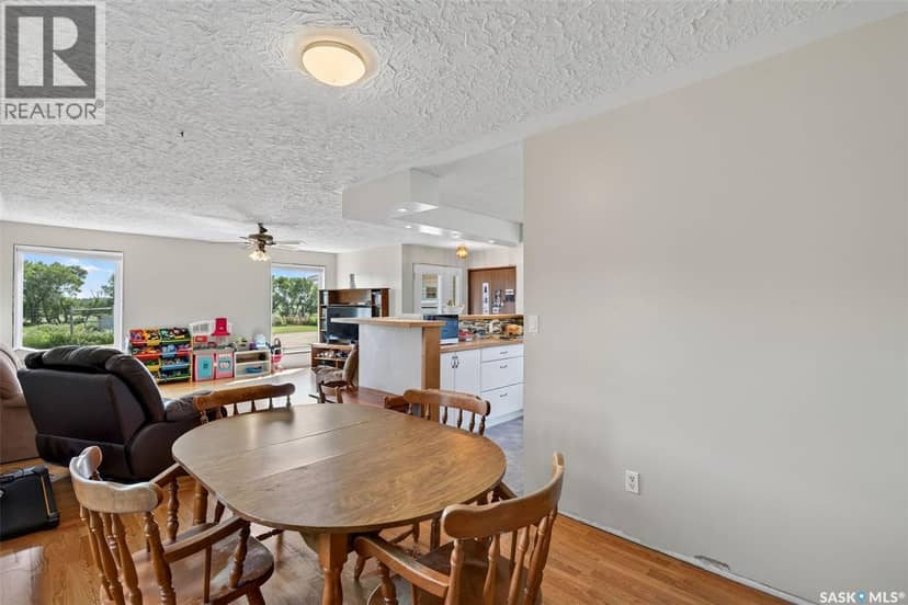 Seidle Acreage — photo 17 of 40
