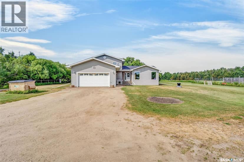 Seidle Acreage — photo 3 of 40