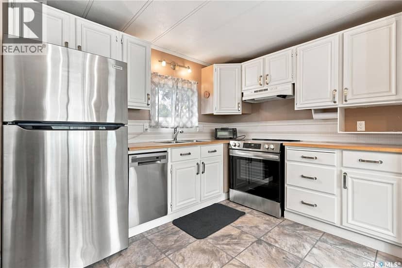32 Crystal DRIVE — photo 18 of 40