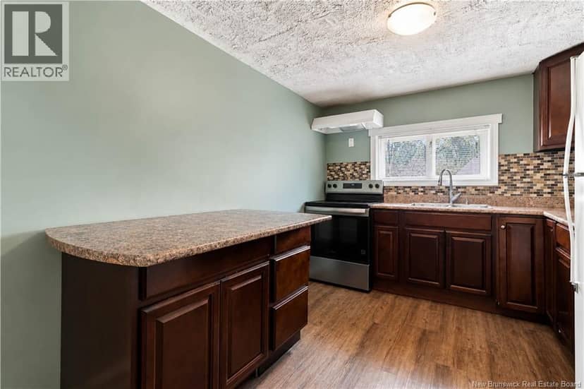 87 Jones Street — photo 23 of 31